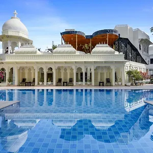 4* Hotel Swaroop - Facing Boutique