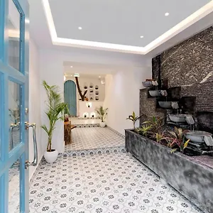 Hotel Moustache Luxuria, Udaipur